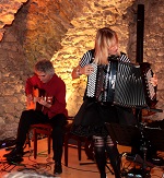 Chanson goes Gypsi